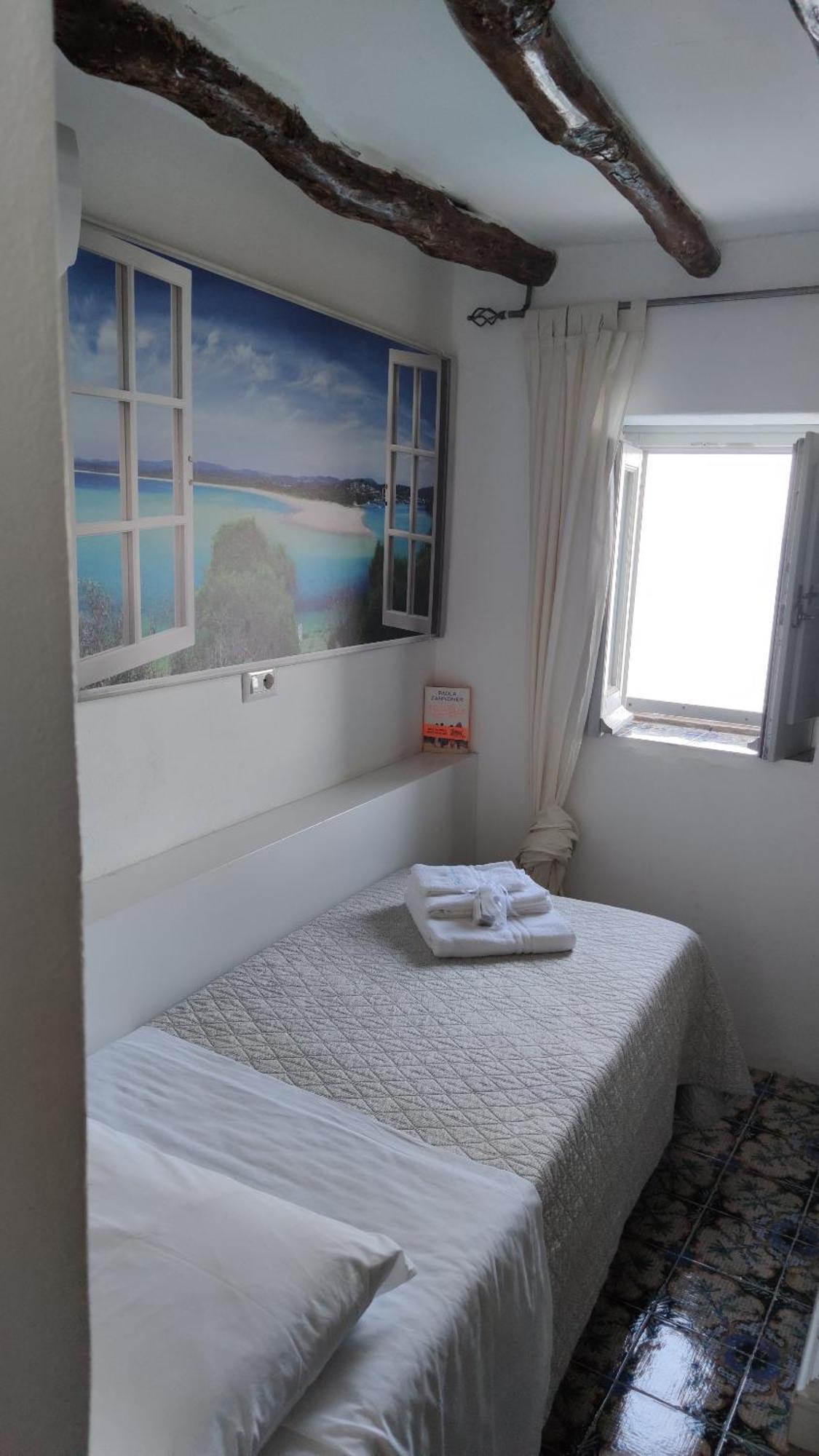 Hotel Halgoduria Santa Marina Salina Pokoj fotografie