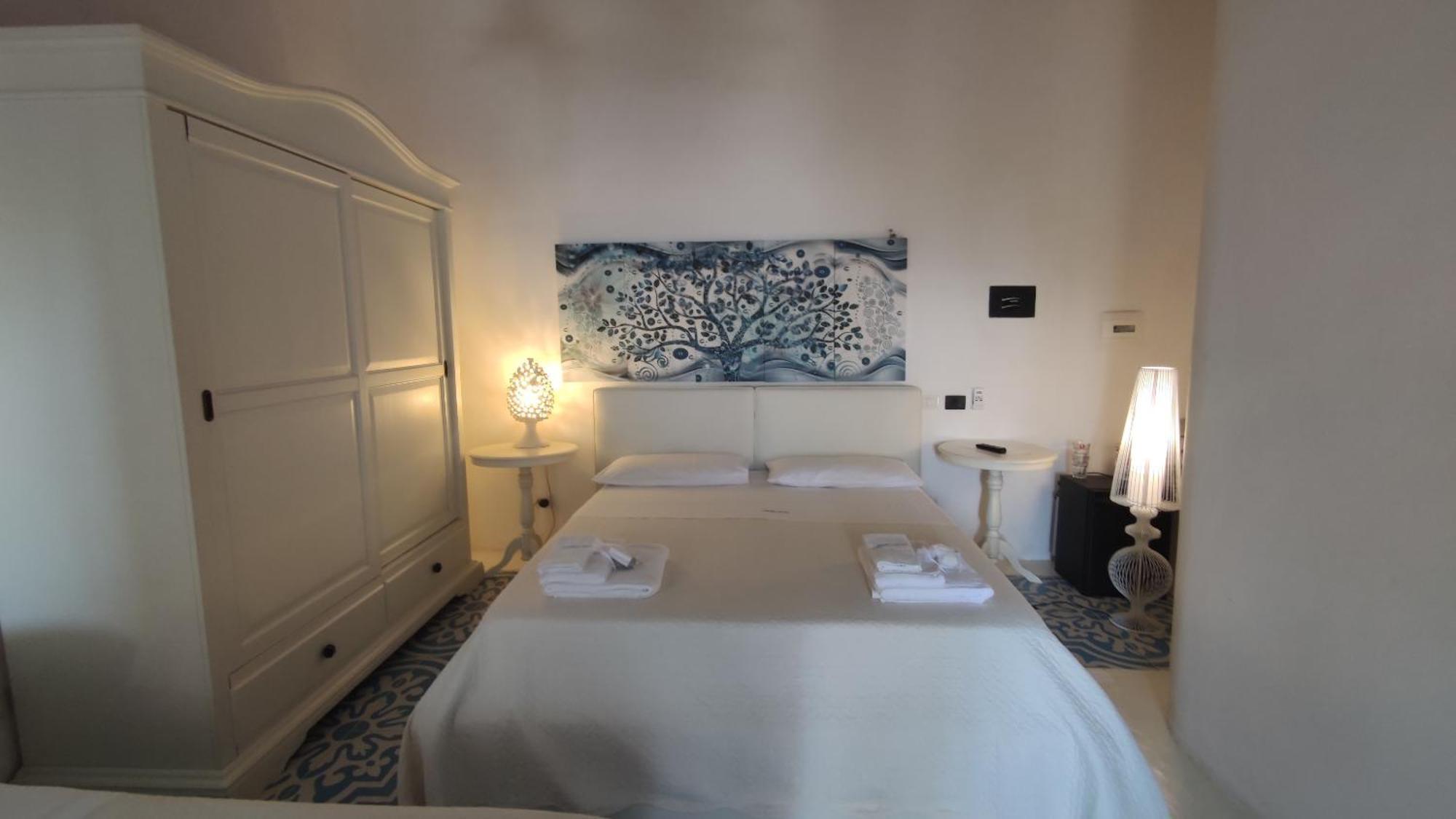 Hotel Halgoduria Santa Marina Salina Pokoj fotografie