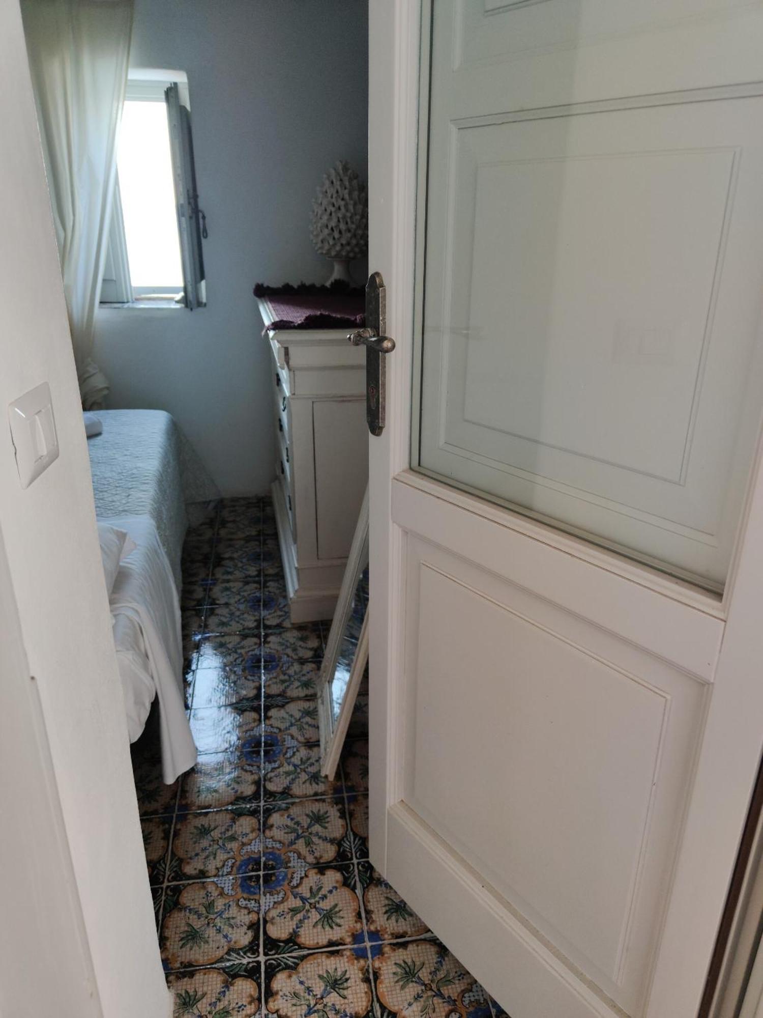 Hotel Halgoduria Santa Marina Salina Pokoj fotografie