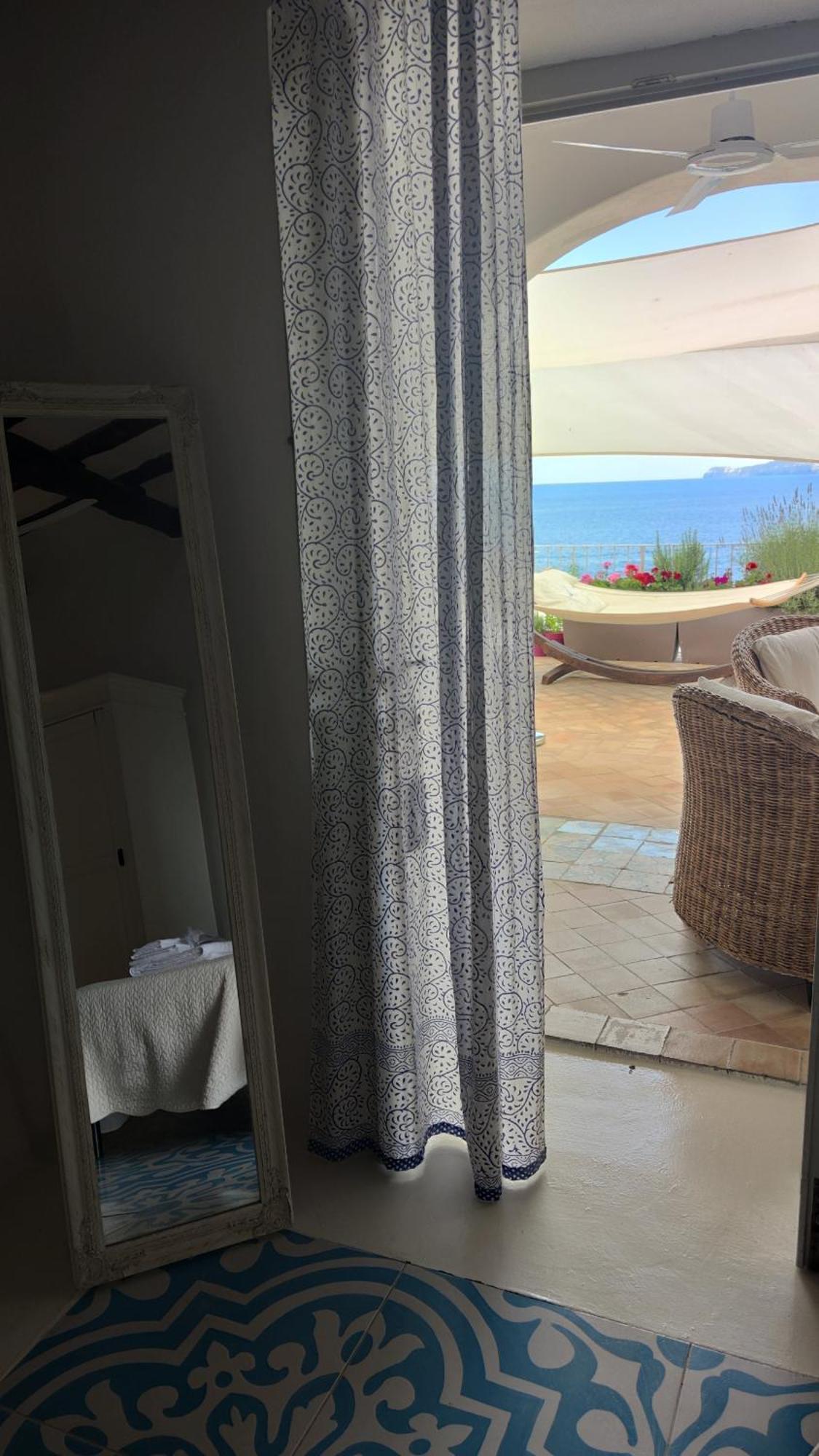 Hotel Halgoduria Santa Marina Salina Pokoj fotografie