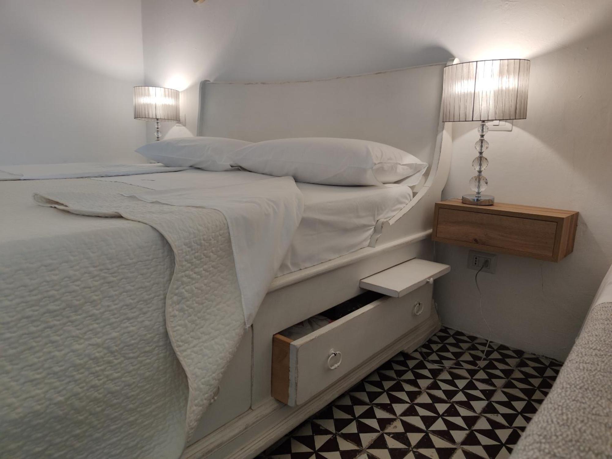 Hotel Halgoduria Santa Marina Salina Pokoj fotografie